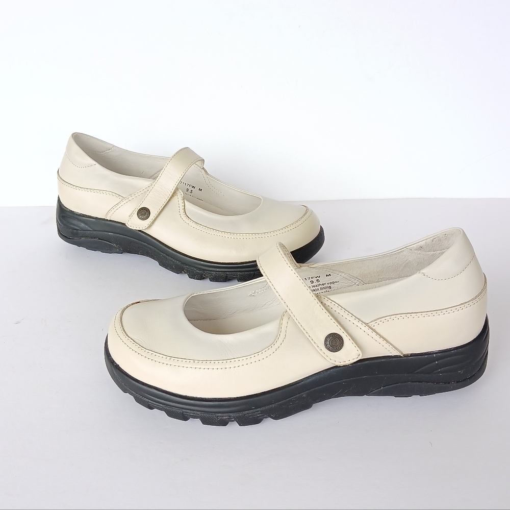 Gravity Defyer Mary Jane Leather Comfort Shoes 9.5